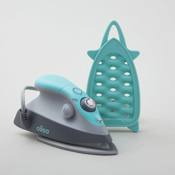 Oliso® M3PRO Mini Project Iron with Trivet - Aqua