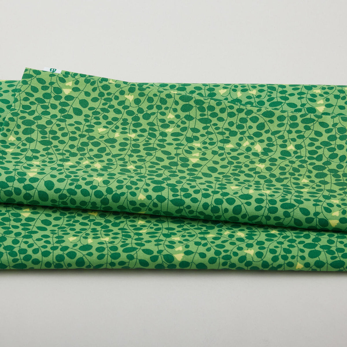 Caroline - Green 2 Yard Cut