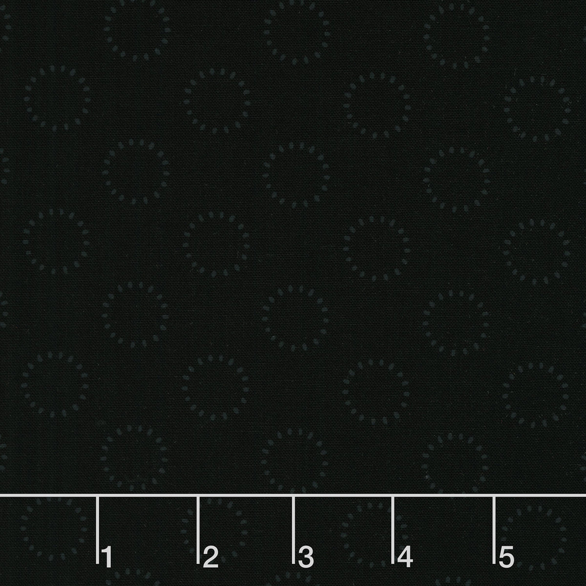 Solitaire Black - Eclipse Black Yardage Primary Image